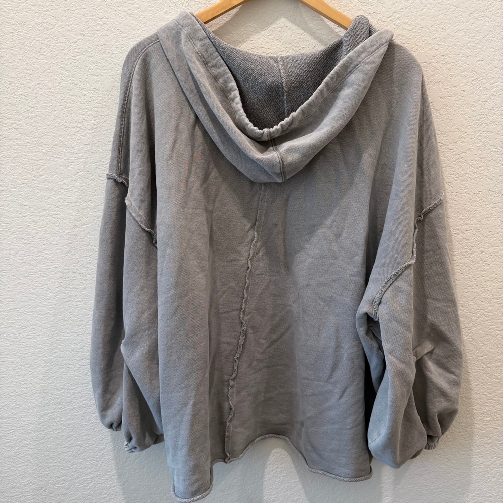 Free People We The Free Gray Oversized Hoodie V-Neck Seam Detail Sweatshirt M - Picture 4 of 4